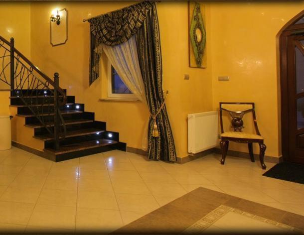 Hotel Andersen Rzeszów Kültér fotó